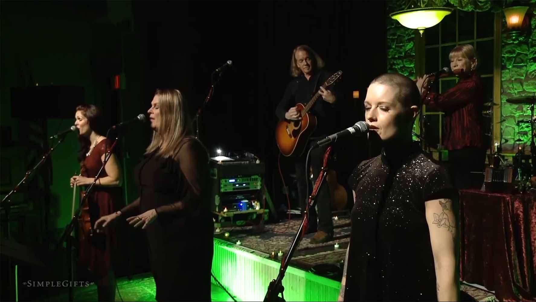 SimpleGifts Best Christmas Concert